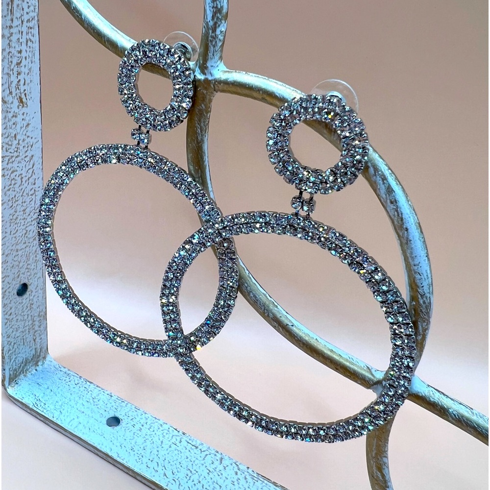 Rhinestone abstract double circle earrings